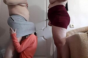 i take turns licking the pussies of my two pregnant girlfriends