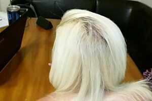 Creampie Her Cunt and She Takes a Piss