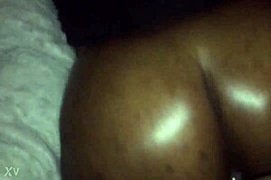 Big butt chocolate bbw women chatting about their curves