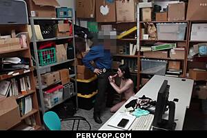 LP officer dominates the thief in the office to teach her a lesson!