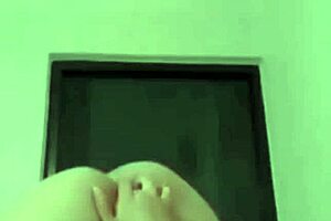 Mature Latina Doña Mary Sends Horny Nudes From Home