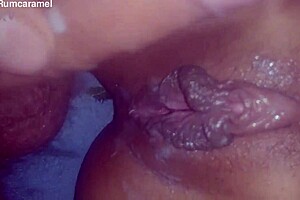 The teen amateur makes her pussy very wet