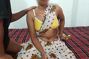 Indian Neighbor Bhabhi Seduced by Daver