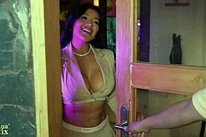 Dont leave wife alone with friend mariana martix and duncan saint