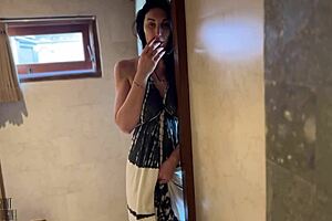 milf blowjob in shower leads to orgasm