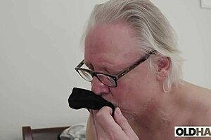 Steffi boldly pulls off panties in hotwife compilation