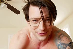 Intimate morning sex with my bodybuilder boyfriend