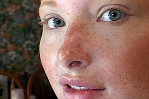 Tiny asian slut Vicki Chase swallows after pussy stuffing!