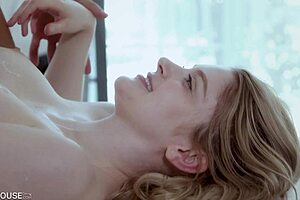 Busty blonde bunny colby deepthroats masseuse then doggystyle fucks 😈