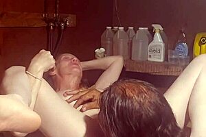 eating n fucking on washing machine again