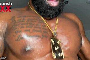 Pawg pornstar Arietta Adams takes on Ace Bigs in a wild ride