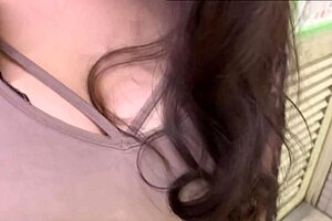 English dubbing of a beautiful university student's first shoot.