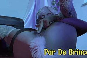 She feels excited playing with her pussy and anal plug