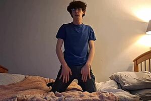 Skinny Girl's First Pillow Humping Orgasm in Ages