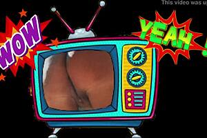 Blonde Mommy Dances Seductively on Webcam