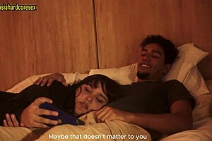 Wow, mi hermanastra chokes on my pene after movie night!