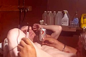 eating n fucking on washing machine again