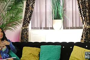 Stepmom Ella Shows Venom Evil Sexy 69 Tricks