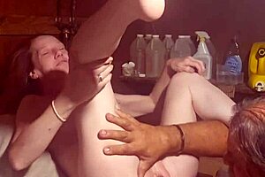 eating n fucking on washing machine again