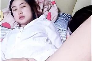 Fuckmachine Masturbation Squirting Solo Amateur Session