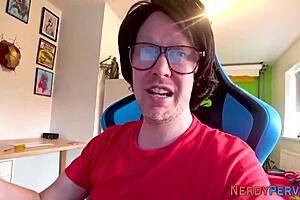 i tricked this first time amateur into sucking my cock so good