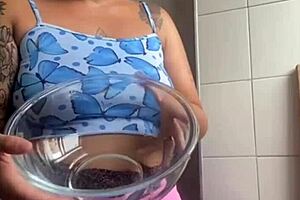 I'm Crazy To Flash My Swollen Pussy In Public.