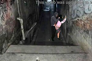 uhh, morena transa na favela com dono do morro depois baile...