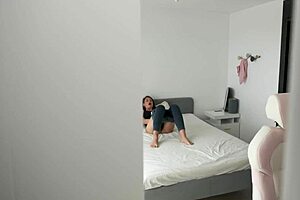 I wanted to play with a vibrator but he offered his dick and I couldn't refuse