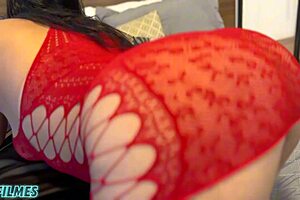 Old Milf Wants Wet Assfucking from Brunette Lover