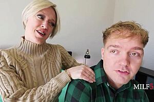 sharing bed with dee williams went so wrong