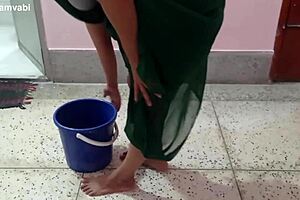 Watch Homemade Anal With Mature Girlfriend On Floor