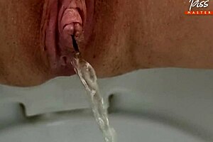 Old milf dominates with golden rain pissing and face sitting