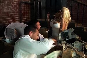 amy azzurra threesome with anal blowjob fucking big cocks