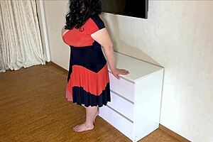 experienced stepmom knows to please stepson