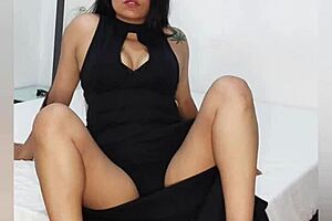 Cum while looking at my face and big ass in this double pleasure