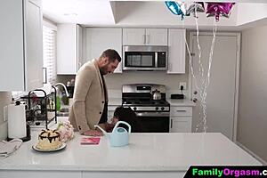 i'm the step daughter getting on my knees to suck my stepdad's cock deepthroat style.