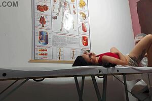 Gynecologist roughly fucks patient's tight pussy