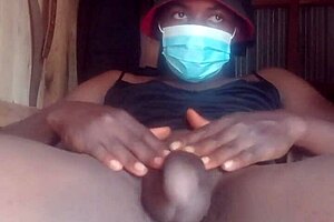 Kenyan shemale sexyjayla254 enjoys solo time with her impressive size, subtly exploring in homemade setting