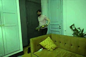 hungry and hot bitches fucked the courier with blowjob and wet pussy 😏