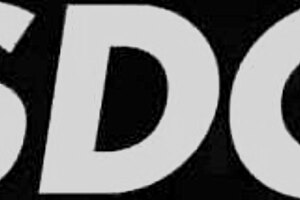 I Can’t Believe How Sweet Step Sisters Ride This Lucky Photographer at Whiteboxxx!