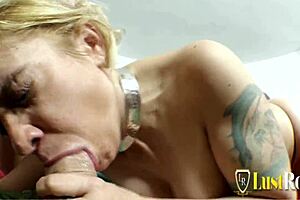 Wild sex with curvy Athena bent over for blowjob 😘