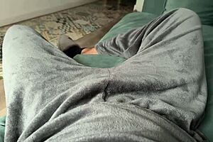 Stepbrother Fucks Stepsis In Missionary Over Temporary Tattoo