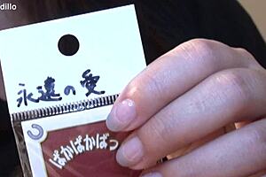 I give a blowjob to big tits