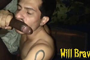 Grindr Cruising - Meti A Piroca No Angolano Dotado Depois De Deixar A Pica Dele Toda Babada