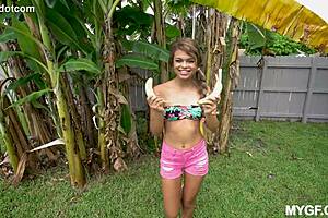 Pussy goes bananas from that blowjob missionary riding facial!