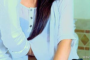 Slim fitness model teen giselle leon experiences first casting sex with big dick guy