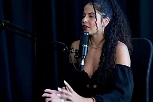 sweet karolzinha was a model giving tips to women and chatting with her mom about selling content