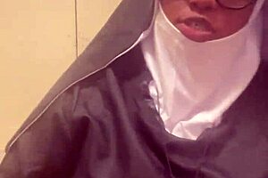 nun hazelnut spicing up halloween night, haha! 🎃