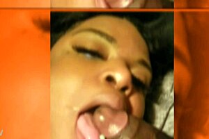 Keyzz Strokes Receives Deep Throat