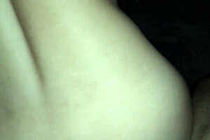 latina moves her big ass for huge anal gaping